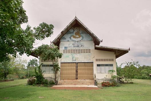 #216 ワット・プラ・タート・ドゥム(วัดพระธาตุดุม) ~サコンナコーン~_c0039685_19153023.jpg