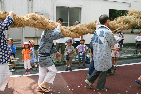 大蛇みこし_f0077521_1505556.jpg