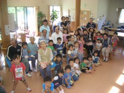 Visiting the \"Fukushi no Mori\" Respite Care Center: September 11, 2008_b0137410_1821967.jpg