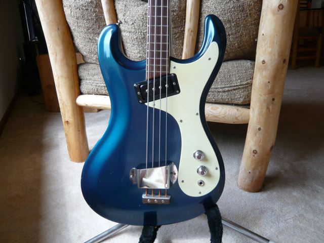 もうひとつのモズライトベース : オールドモズライトとポルシェの研究