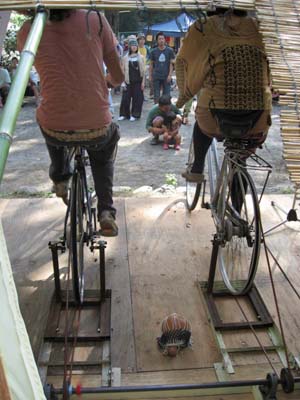 根っこまつりレポート \"自転車発電編\"_f0170779_20321284.jpg