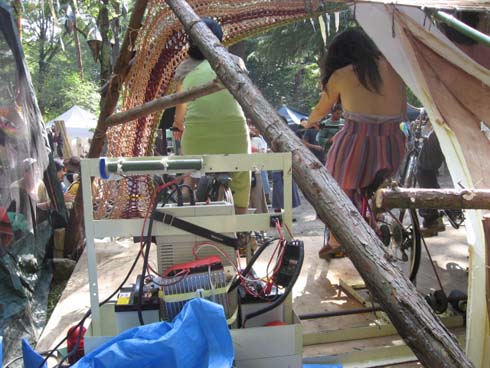 根っこまつりレポート \"自転車発電編\"_f0170779_20323510.jpg