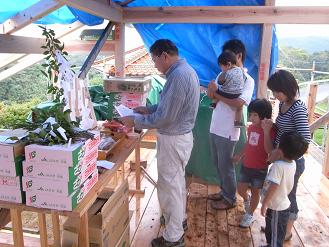 祝・上棟(益田市・海を眺めて暮らす木の家。)_d0087595_8201685.jpg