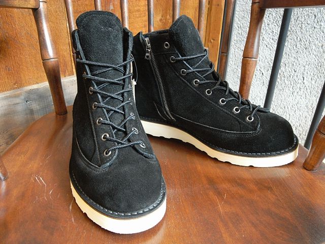 SOPHNET. × DANNER : UNDERPASS・・・Having fun!!! SOPHNET. × DANNER : UNDERPASS・・・Having fun!!!