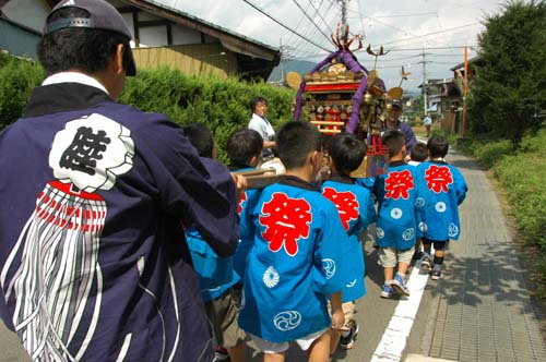 下初狩八幡神社例祭　2008.9.14   大月市_c0162844_2241031.jpg