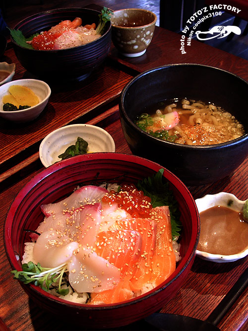 海鮮丼定食 いけや食堂_a0034287_2274641.jpg