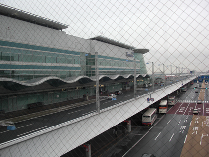 空港のデザイン_e0068460_10412622.jpg