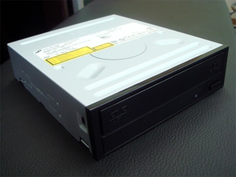 DELL vostro 200 DVDスーパーマルチドライブ　交換方法_f0051464_1424428.jpg