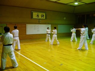 実戦..._c0118332_2355975.jpg