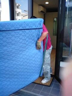 ピアノがやってきました^^_f0180576_21493537.jpg