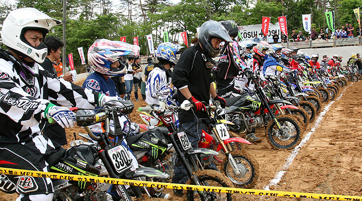 全日本モトクロス選手権　広島　ミニモトクロス開催！_e0064321_211932.jpg