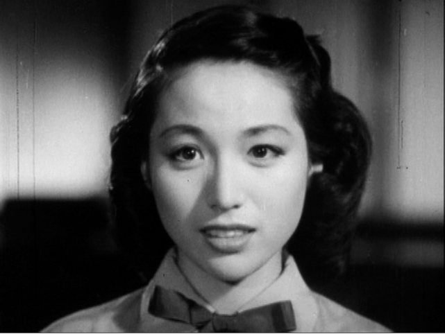 新倉美子（しんくら・よしこ）「青春ジャズ娘」（1953）_e0042361_22461151.jpg