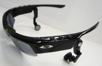 Bluetooth搭載アイウェアO ROKR Pro登場!! by甲府店_f0076925_187940.jpg