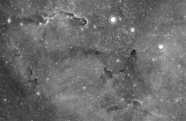 ケフェウス座 IC1396 のいかしたエリア_c0061727_1161894.gif