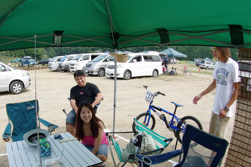 2008緑山ジャパンオープンナイトレース最終回:コース外の風景_b0065730_1053354.jpg