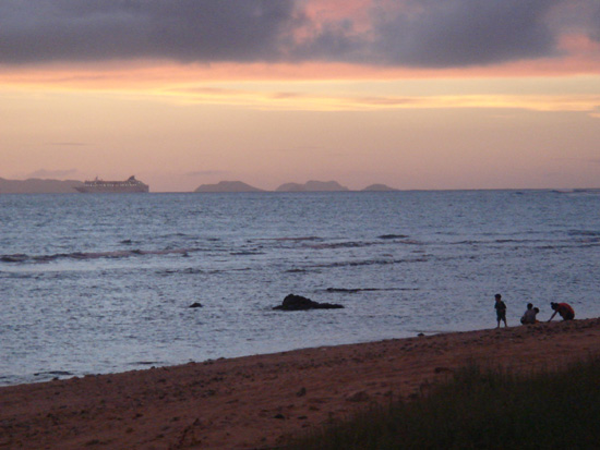 浜呑み　瀬長島_b0049152_2029949.jpg