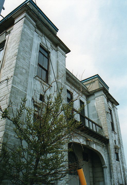 函館大手町ハウス(はこだての建物案内)_f0142606_233541.jpg