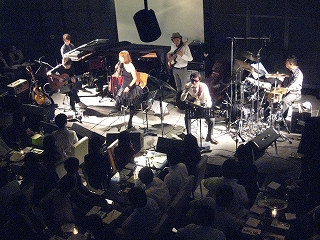 横浜モーションブルー_e0123412_3554047.jpg