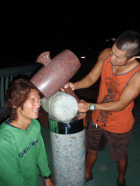 b0132710_03741100.gif