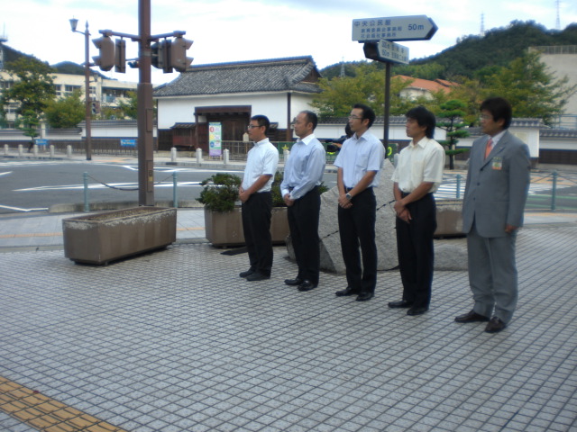 笠岡市自治基本条例・懸垂幕・贈呈式・・・_b0152548_1905236.jpg