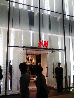 H&Mに行ってきました！_e0028650_19411265.jpg