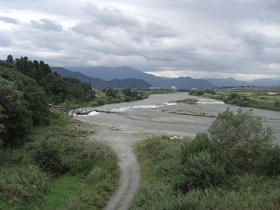 魚野川の流れ_a0084753_17452723.jpg