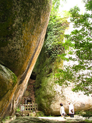 笠置山寺_e0048413_22291121.jpg