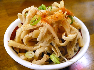 だんだん家@春日 ★★ (塩ラーメン・背脂入り)_f0080612_1317437.jpg