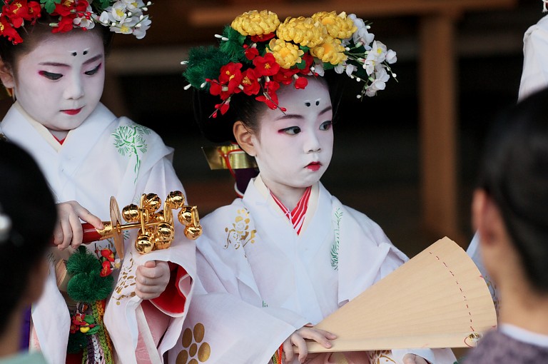 北野ずいき祭・稚児の舞　　20081003_a0050572_10111788.jpg