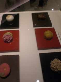 LIVING MOTIF的茶籠の解釈 Studio GALA「繋-つなぐ」_f0083294_21124055.jpg