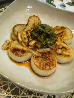 ハロウィンと・・・焼き大根のねぎしょうゆのせ。_f0177295_1015967.jpg