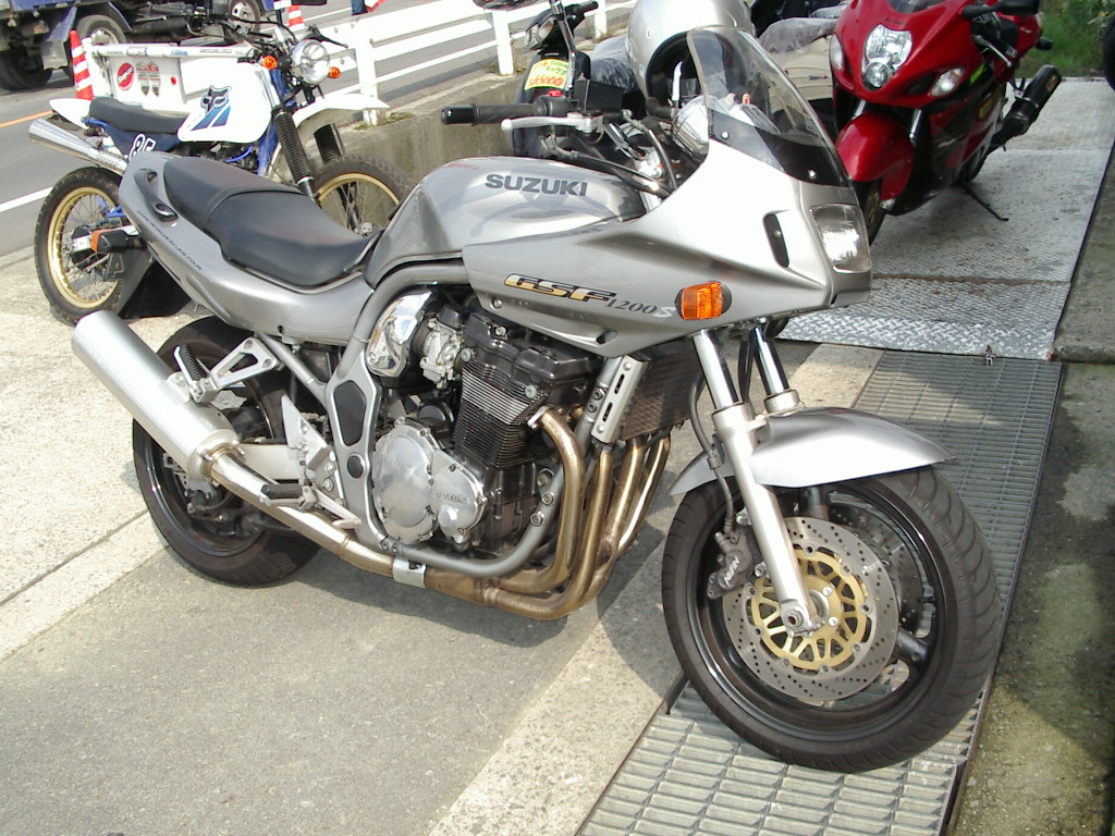 ＧＳＦ1200Ｓ_b0129167_14262293.jpg