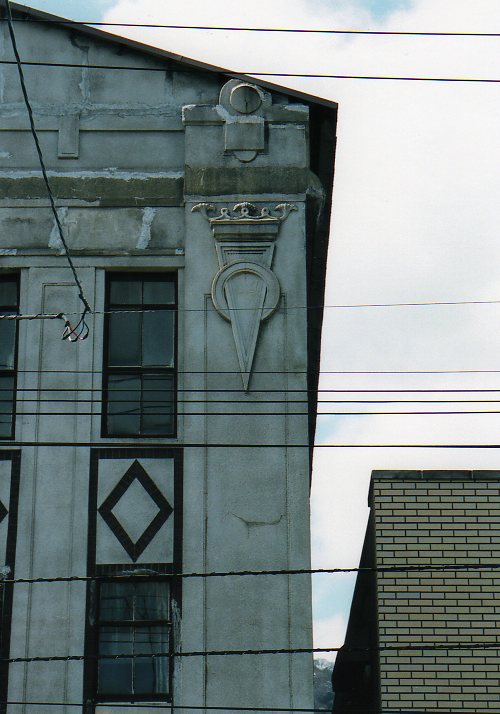函館銀座通り・レトロ建築コレクション(その２、旧蓑浦公証役場)_f0142606_0303893.jpg