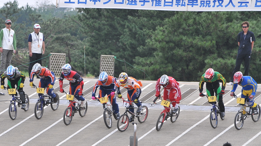 第55回全日本プロ選手権自転車競技大会BMX競技INひたち：全プロクラス決勝世界最速速報_b0065730_20491981.jpg
