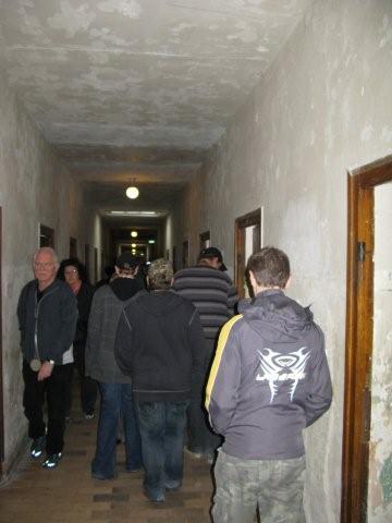 Students in Dachau_c0157558_1944284.jpg