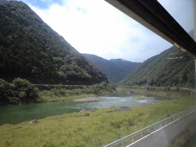 b0005281_22475538.jpg