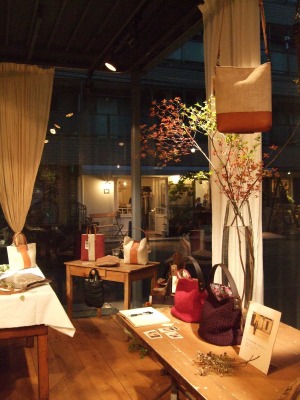 個展レポート_b0117564_1155442.jpg