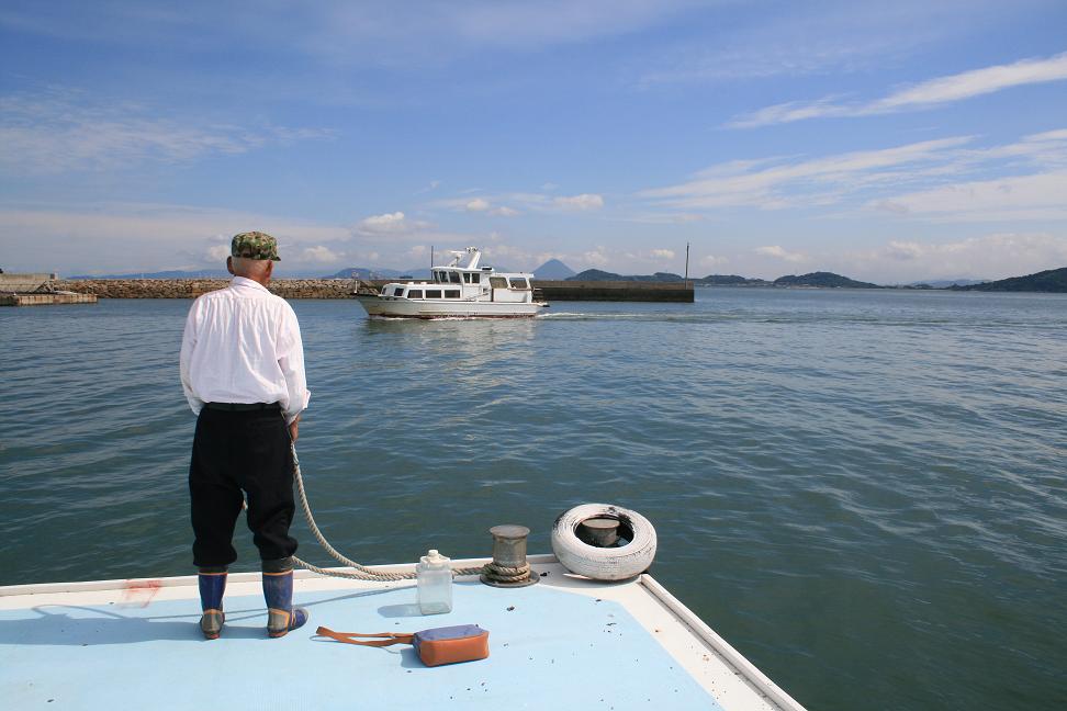 「男はつらいよ」ロケ地 ・琴島    　　　　　　　　　　　　　　　　志々島は「雨のち曇りのち晴れ」_a0107574_0182530.jpg