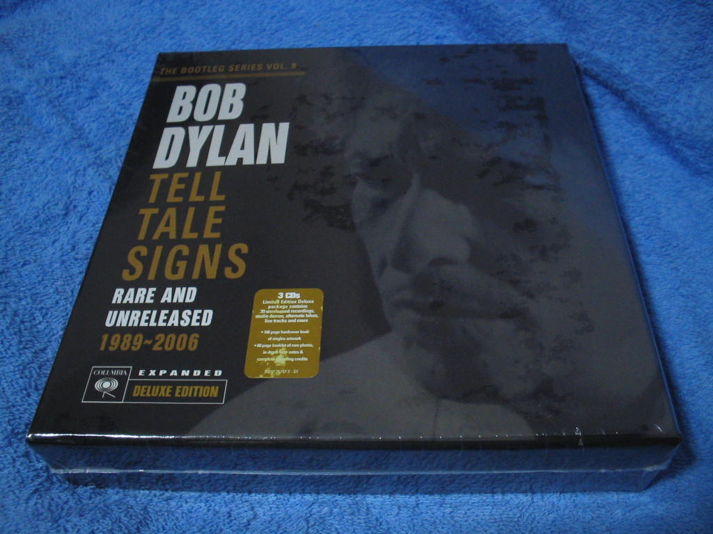 BOB DYLAN／TELL TALE SIGNS DX EDITION Amazon.co.jp: Bootleg Series: Vol.8: Tell Tale Signs