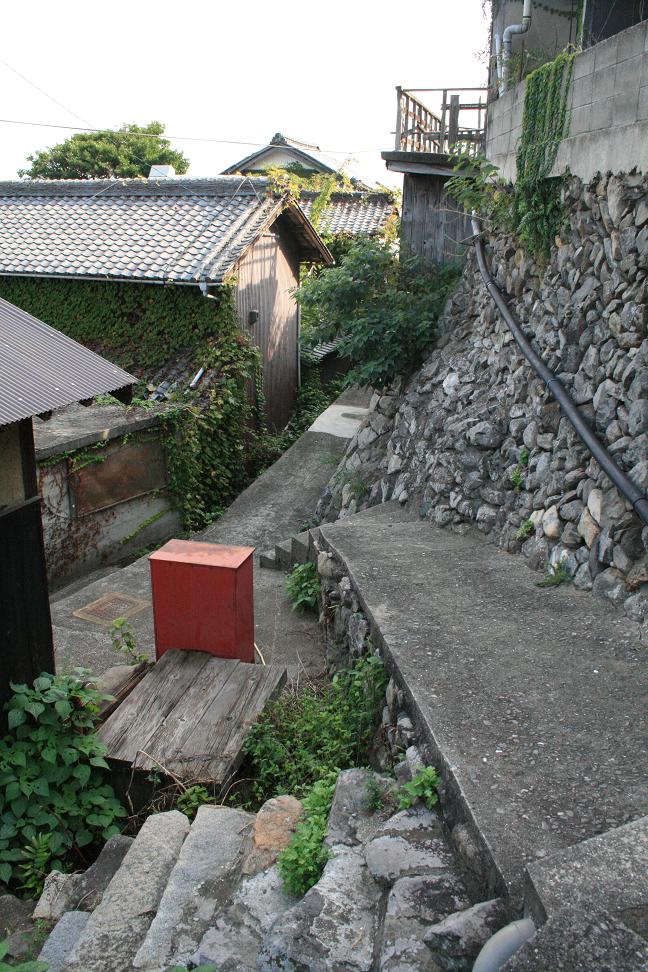「男はつらいよ」ロケ地・琴島 出会い(高見島)_a0107574_10323324.jpg