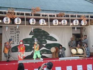 薬師さまの大祭_c0173978_1239955.jpg