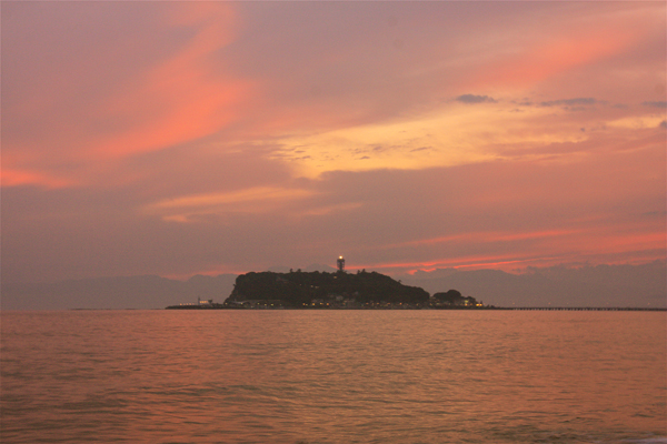 七里ヶ浜の夕景・１０月１１日篇。_b0022268_21151942.jpg