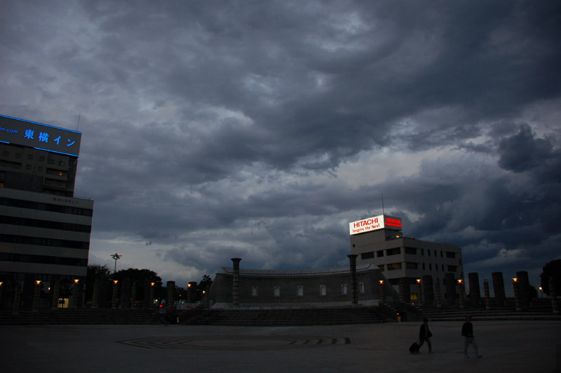 日立の空×5_f0192814_2013116.jpg