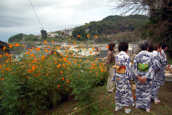 巌室神社ふれあい秋祭り　　その２_d0072720_2218971.jpg