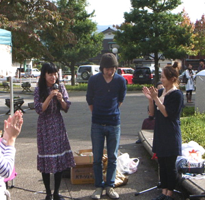 「羊毛とおはな」ライブ 羊はな村 無事終了!_b0151262_21402859.jpg