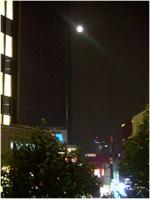 moon_b0067302_21391879.jpg