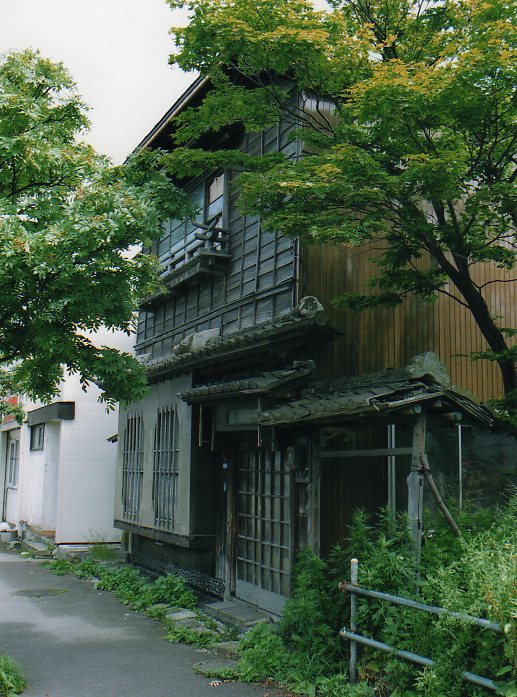 函館銀座通り・レトロ建築コレクション(その９、銀座通り近辺の和風建築)_f0142606_22165759.jpg