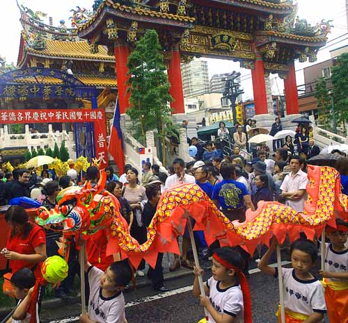 子供蛇踊り 横浜中華街 双十節にて シニアデジカメギャラリー