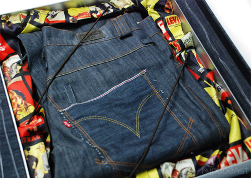 Levi's x 686 The Times Limited Edition Box : 唯我独尊