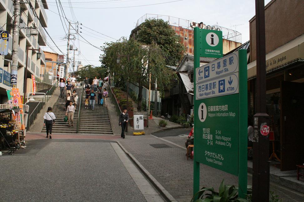 「警官の血」ロケ地 谷中天王寺駐在所から谷中銀座へ_a0107574_20592163.jpg